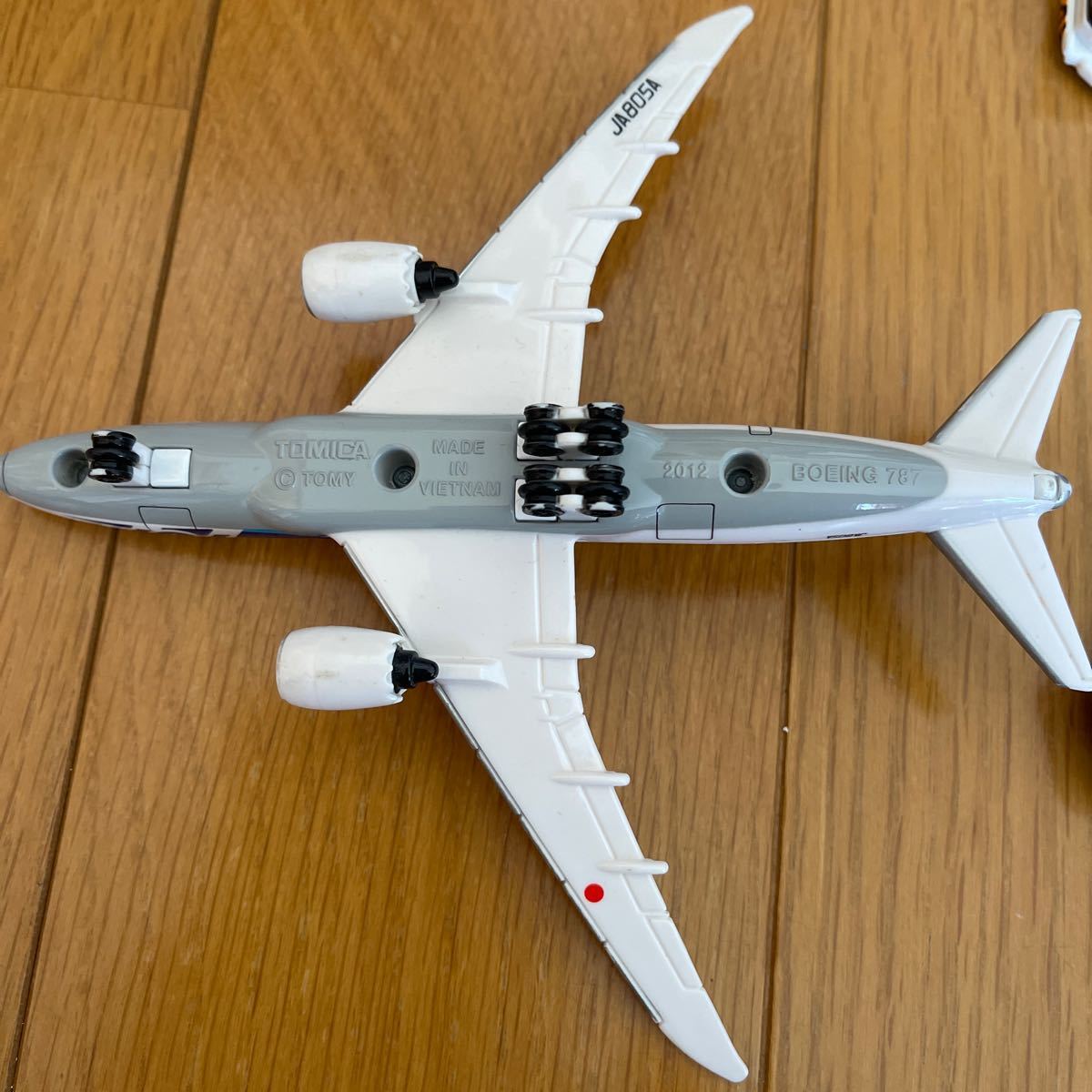 トミカ　飛行機　ANA 全日空　787エアポートセット(ANA) ドーバーレストラクター　廃盤