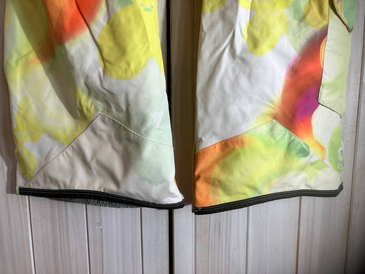 送料込 VOLCOM ボルコム 上下セット サイズM USED GORE-TEX 送料込 VOLCOM ボルコム 上下セット サイズM USED GORE-TEX