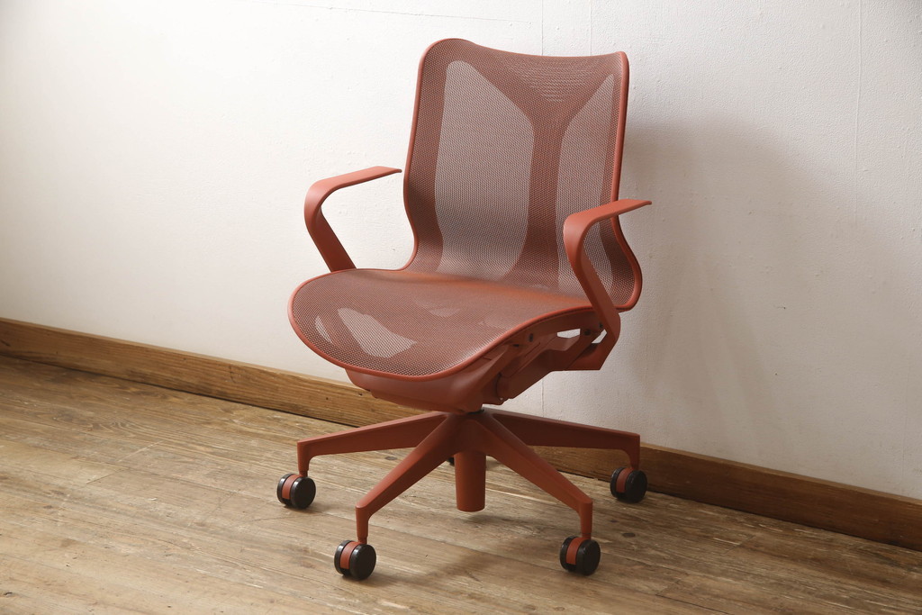 R-064034 中古 美品 Hermanmiller(ハーマンミラー社) ローバック Cosm Chair(コズムチェア)(オフィスチェア、ワーク、アーム、椅子、イス)