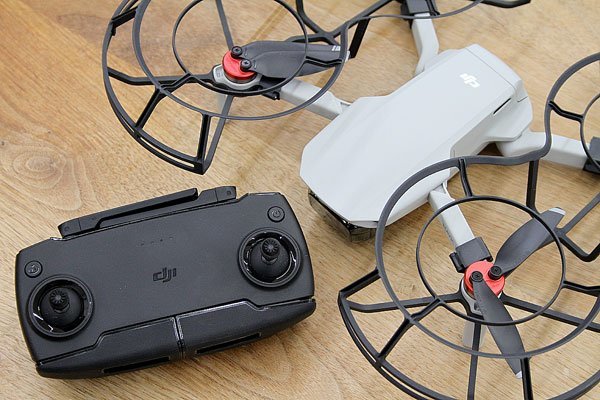 DJI MAVIC MINI FLY MORE COMBO MAMNIC/MT1SD25 ドローン ディー