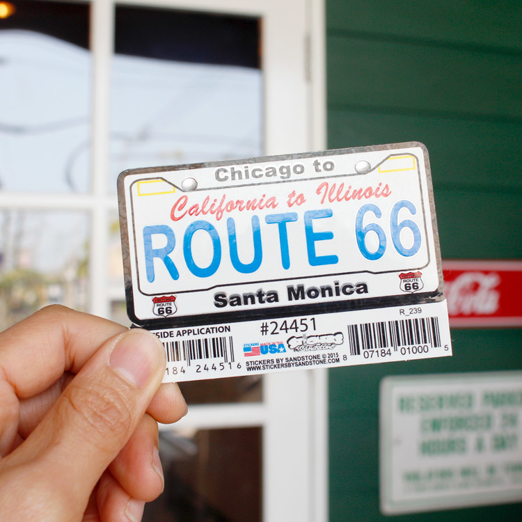 Route 66 ステッカーS ホワイトプリント＜Chicago to Santa Monica＞ 縦4.5×横8.8cm #24451 Made in USA ルート66_画像4