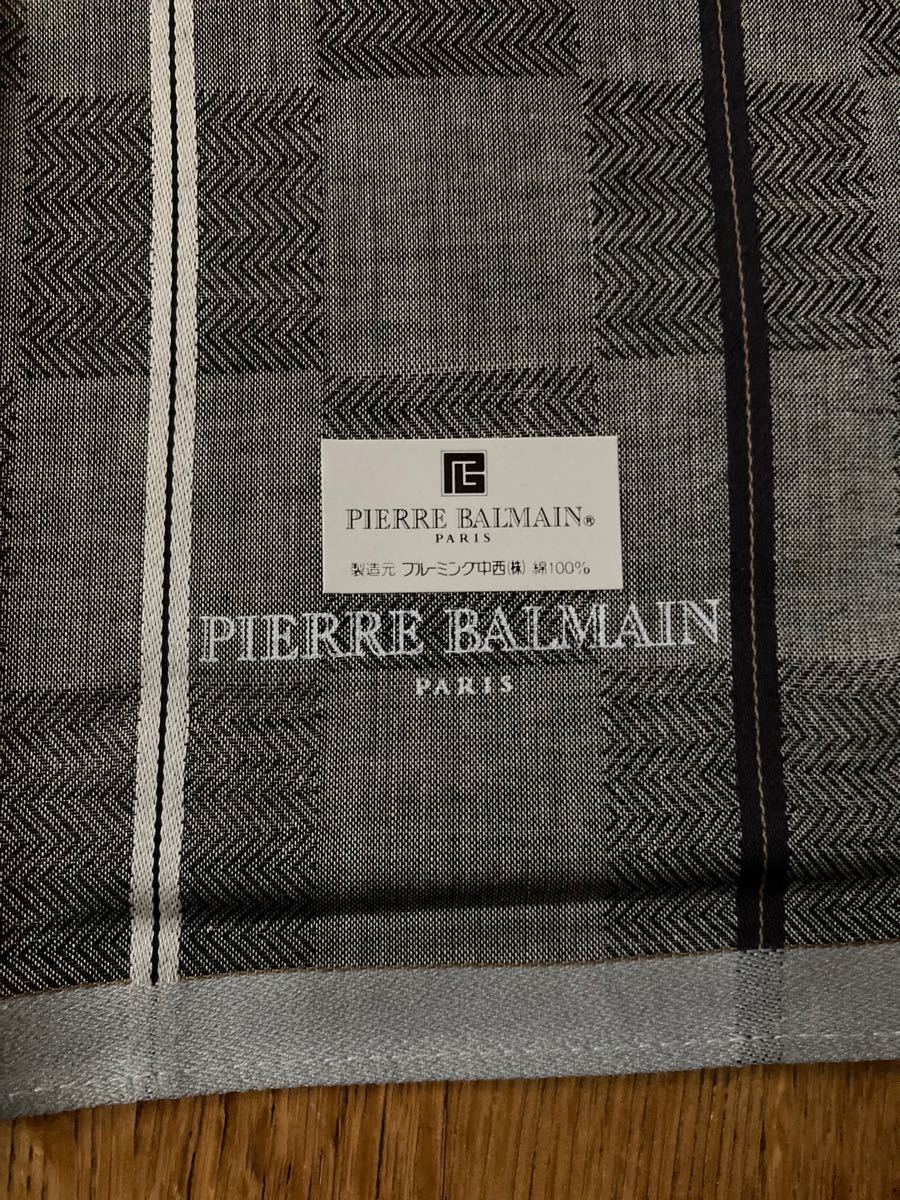 【新品・未使用品】PIERRE BALMAIN ハンカチ 市松模様