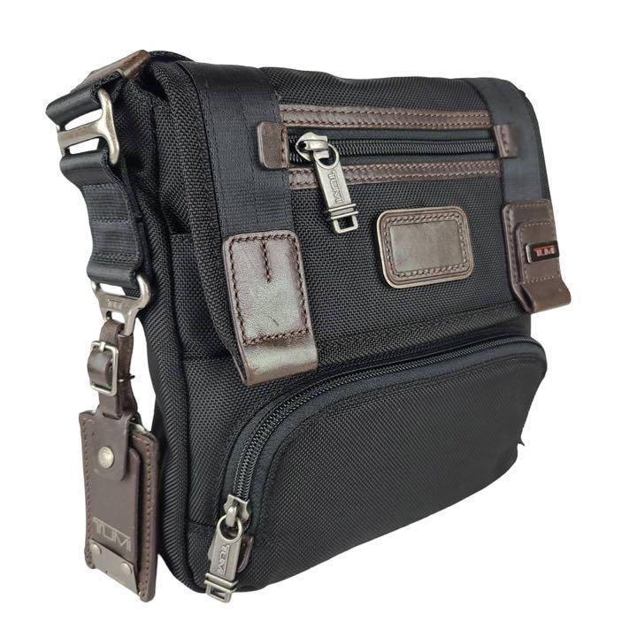 ★【美品】TUMI トゥミ ショルダーバッグ 22306DH ALPHA BRAVO BARSTOW CROSS BODY クロスボディ ナイロン ビジネス利用可 メンズ