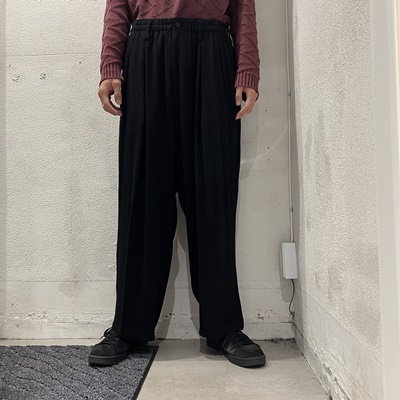 素晴らしい POUR Yamamoto Yohji HOMME SIZE4【表参道t10】 179cm63kg タックワイドパンツ HD-P19-204 ヨウジヤマモトプールオム ボトムス 素晴らしい POUR Yamamoto Yohji HOMME SIZE4【表参道t10】 179cm63kg タックワイドパンツ HD-P19-204 ヨウジヤマモトプールオム ボトムス