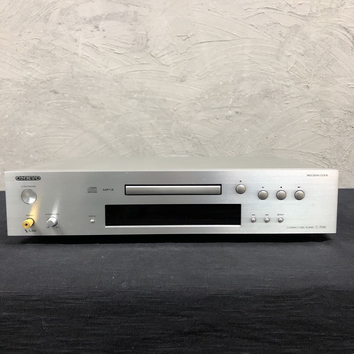 Jb-3 Mi)ONKYO CDプレーヤー C-7030 オンキヨー 動作品 オーディオ