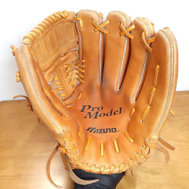ミズノ 松坂モデル 日本製 MIZUNO 一般用大人サイズ 12 投手用 ミズノ 松坂モデル 日本製 MIZUNO 一般用大人サイズ 12 投手用