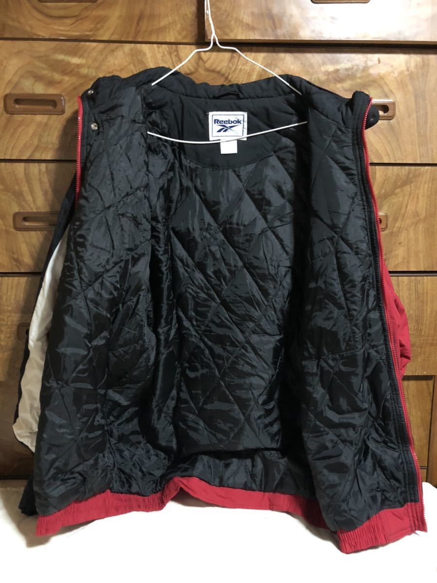 リーボック 中綿 ボンバー ジャケット Reebok 赤×黒×白 Wisconsin ウィスコンシン オーバーサイズ ビッグシルエット サイズXL_画像5