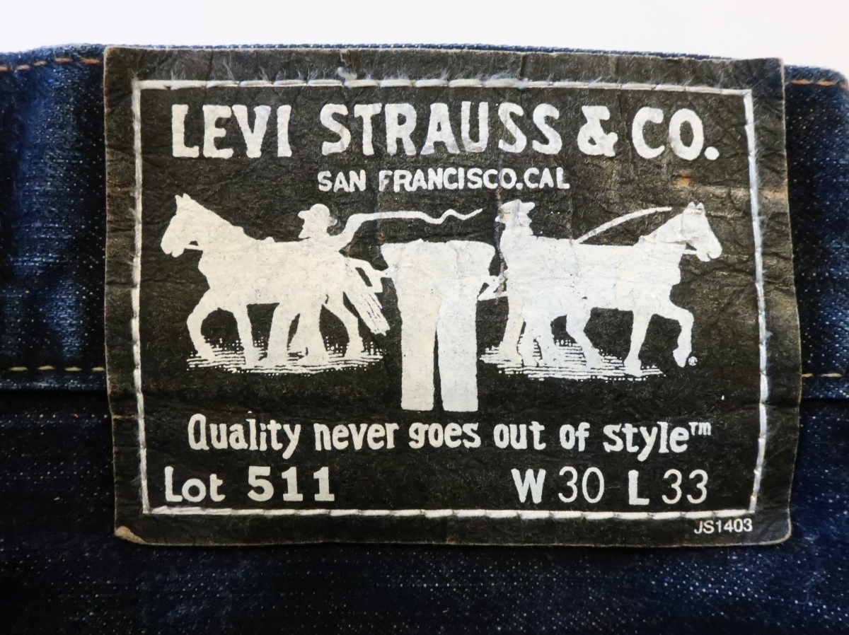 即決★Levi's 511 w30 SLIM ジーンズ デニム パンツ リーバイス インディゴ 濃紺 スリム ブラックパッケージ 紙パッチ ジップポケットの画像6