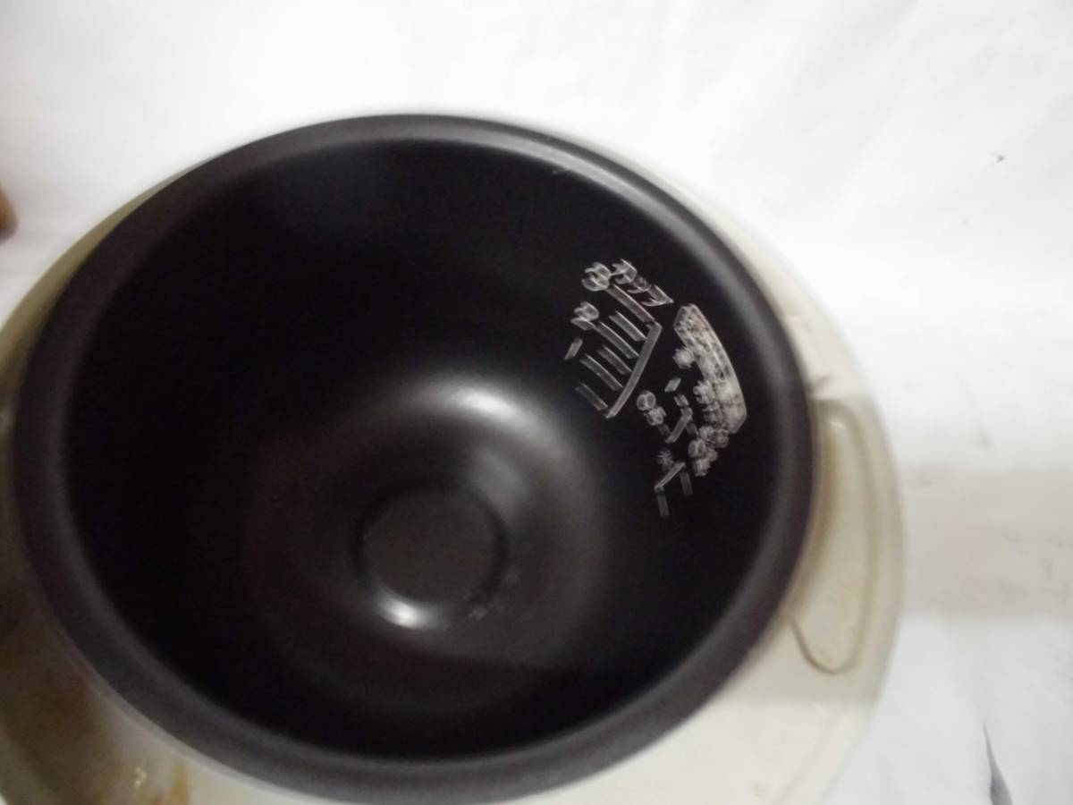 ナショナル　電子ジャ－炊飯器　　ＳＲ-ＣＥ05　0.54Ｌ　中古品　_画像4