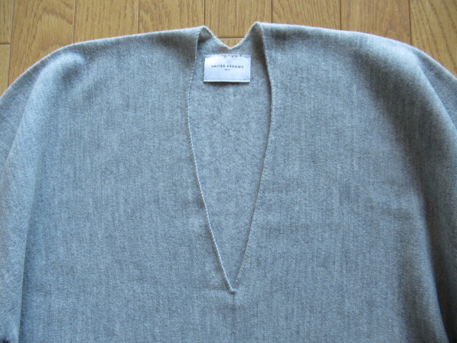 e0585美品~良品★ユナイテッドアローズ UNITED ARROWS★ウール毛100 ニット セーター カットソー グレー_画像5