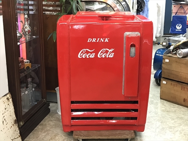 50 period latter term Coca Cola refrigerator Coca Cola 