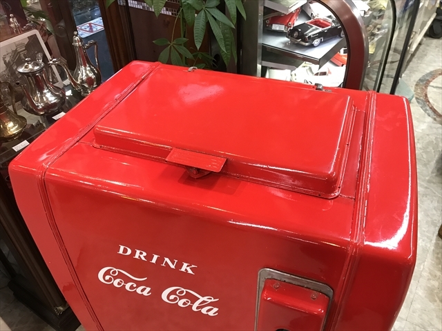 50 period latter term Coca Cola refrigerator Coca Cola 