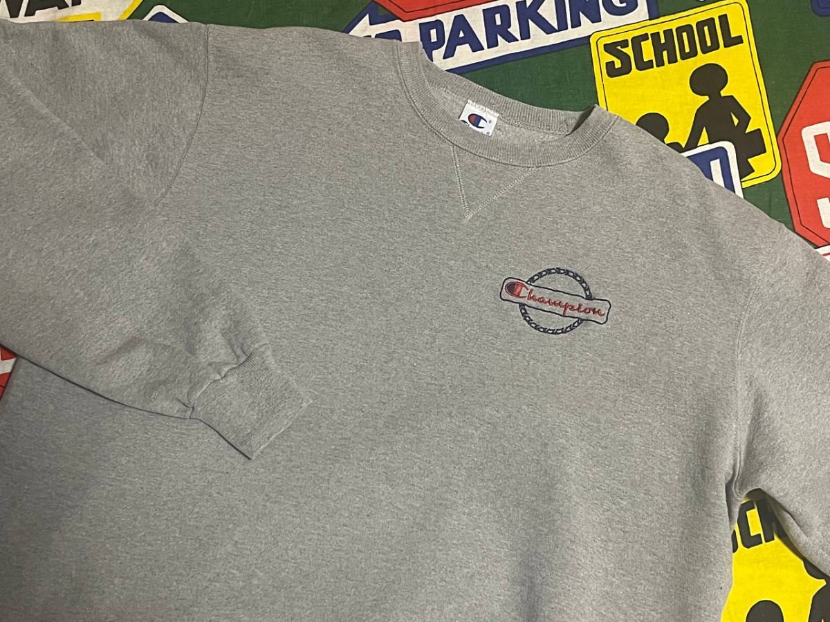 特価商品 ☆ゆったり目なサイズ感の1着☆Made in USA製アメリカ製Championチャンピオンビンテージロゴ刺繍スウェット90s90年代前V付杢グレー霜降り スウェットシャツ 特価商品 ☆ゆったり目なサイズ感の1着☆Made in USA製アメリカ製Championチャンピオンビンテージロゴ刺繍スウェット90s90年代前V付杢グレー霜降り スウェットシャツ