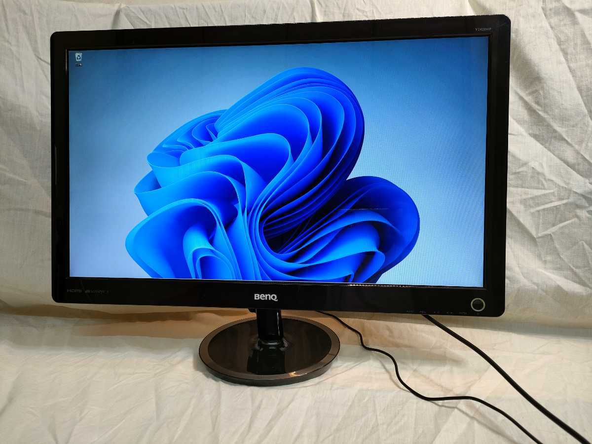 HP V242 24インチLEDバックライト付きモニター