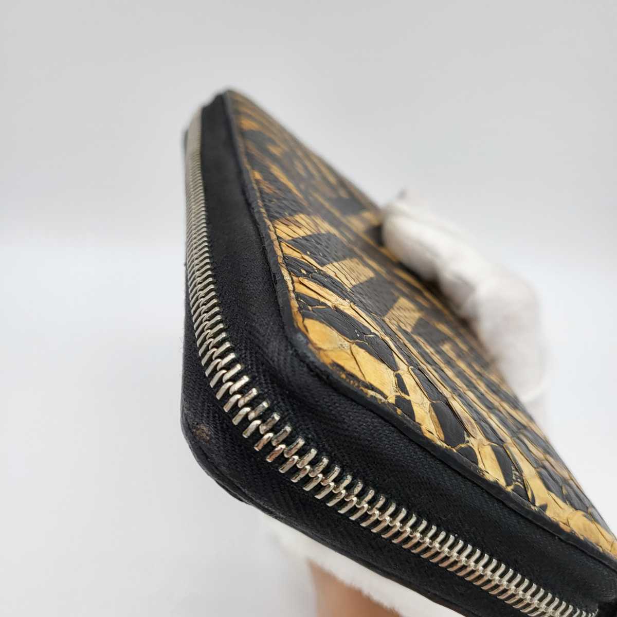 新作モデル新作モデル希少 GUCCI グッチ 折り財布 札入れ パイソン GG