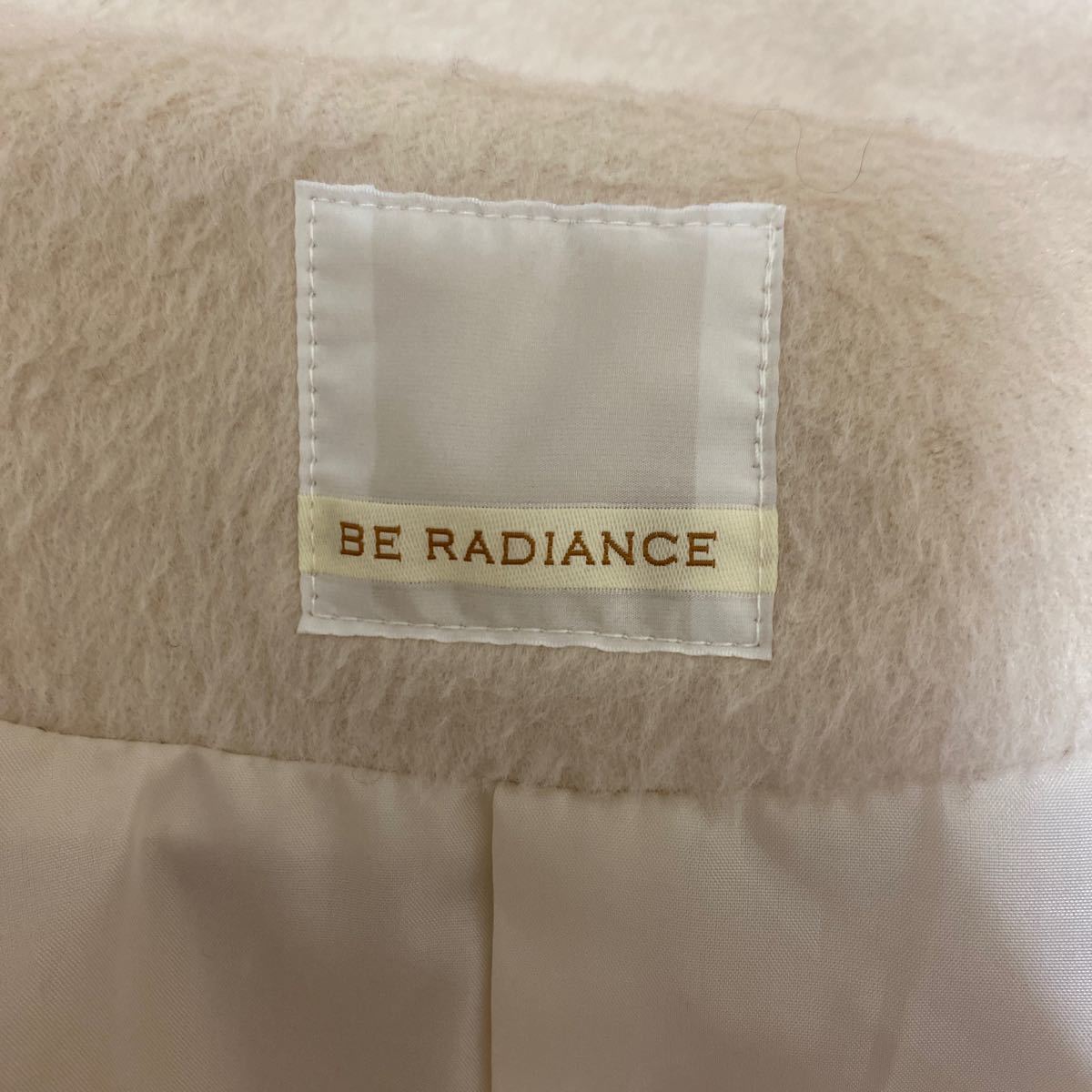 BE RADIANCE ホワイトベージュ　ロングコート