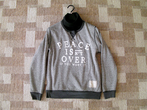 [THE SHOP TK MIXPICE] sweat * sweatshirt V character gadget Monotone color scheme thin M