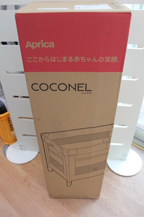 ○(1)新品 未使用 未開封 アップリカ 折り畳みミニベビーベッド