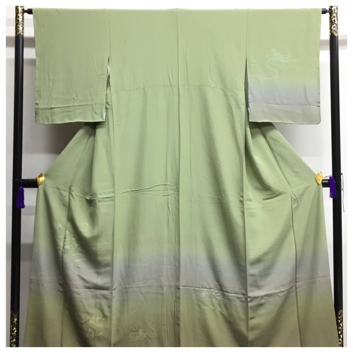 未使用　スワトウ　高級呉服　正絹　訪問着　身丈163　裄64　袷　渋いグリーン　中古品