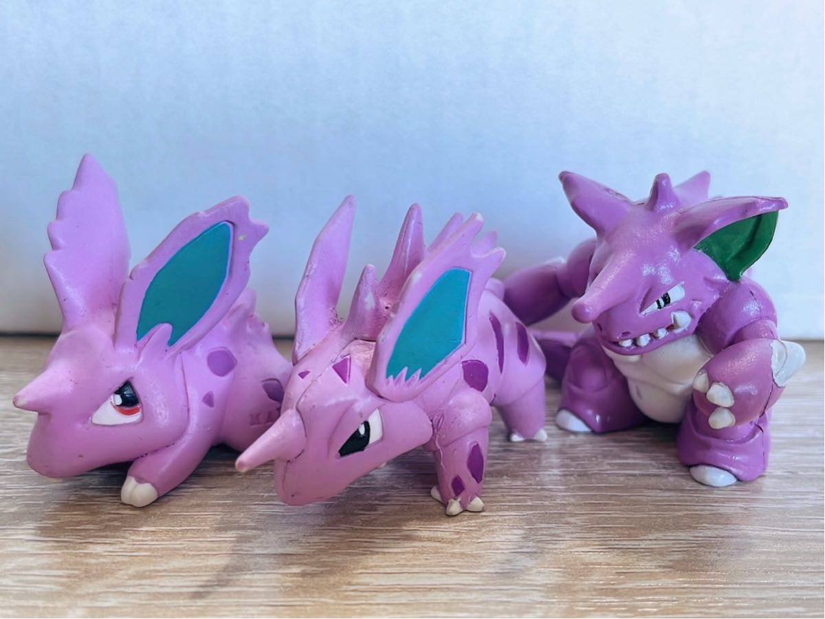 ルチア モンスターズコレクション ニドラン︎ ニドリーナ 2枚 ウォーカー