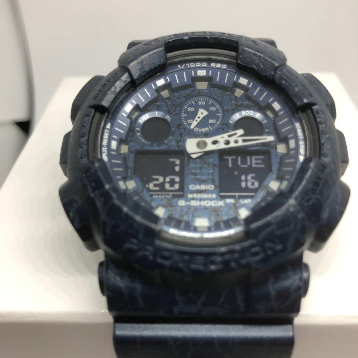 カシオ・G-SHOCK 【New カラーモデル】　【美品・激レア・ダメージ風デザイン】