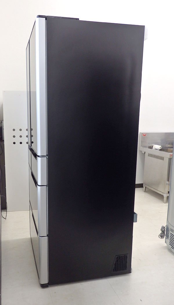 北海道/千歳市発 動作品 日立/HITACHI 6ドア冷凍冷蔵庫 R-M6200D(X) 13年製 620L クリスタルミラー 鏡面ドア 真空チルドFS 電動引き出し 2