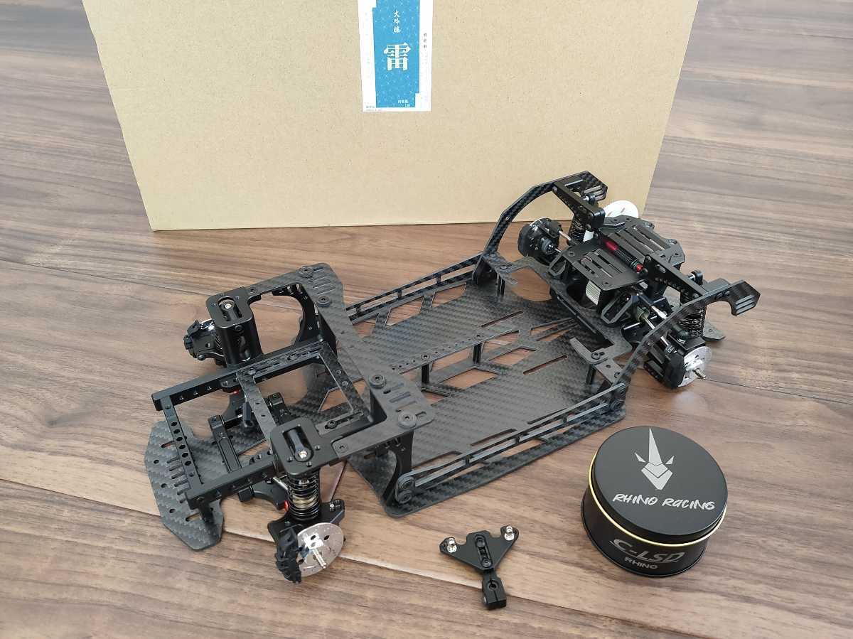 Curiosity 1/10RWDドリフトシャーシ IKAZUCHI RhinoRacing Curiosity 1/10RWDドリフトシャーシ IKAZUCHI RhinoRacing