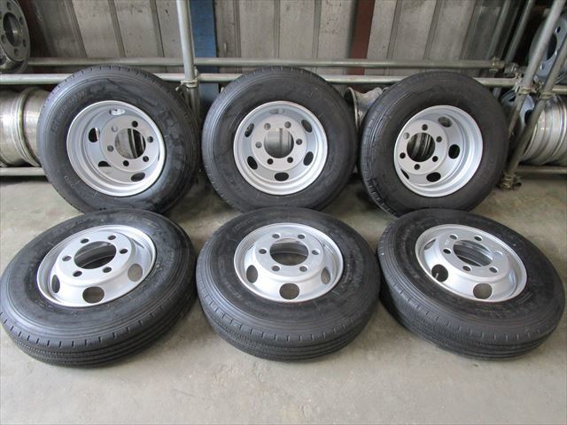 本日特価】 超人気高品質 225/80R17.5ブリヂストンM801 70R19.5 4本
