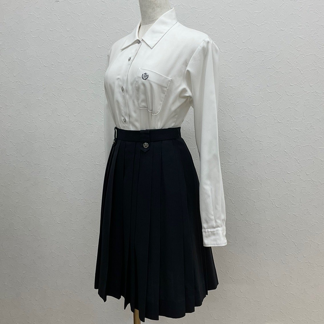 (A)U329 ( used ) Aichi prefecture .. high school skirt blouse 2 point set /M/L/W66/ height 51/hida24ps.@/ black / summer clothing / for summer / uniform / school uniform / woman student / junior high school / high school /