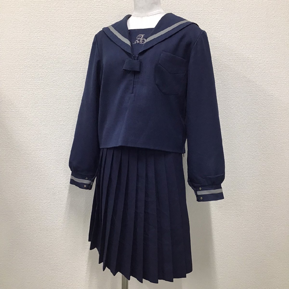 O861 (中古) 兵庫県 姫路市立朝日中学校 セーラー服 上下セット /165A/丈63/丈60/グレーライン1本/紺/冬服/制服/学生服/女子学生服