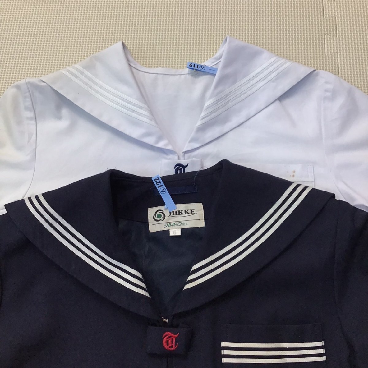 O122 (中古) 兵庫県 竜山中学校 セーラー服 上下4点セット /指定品/L/6/W66/白3本ライン/冬服/夏服/制服/中学校/女子学生/学生服_画像4