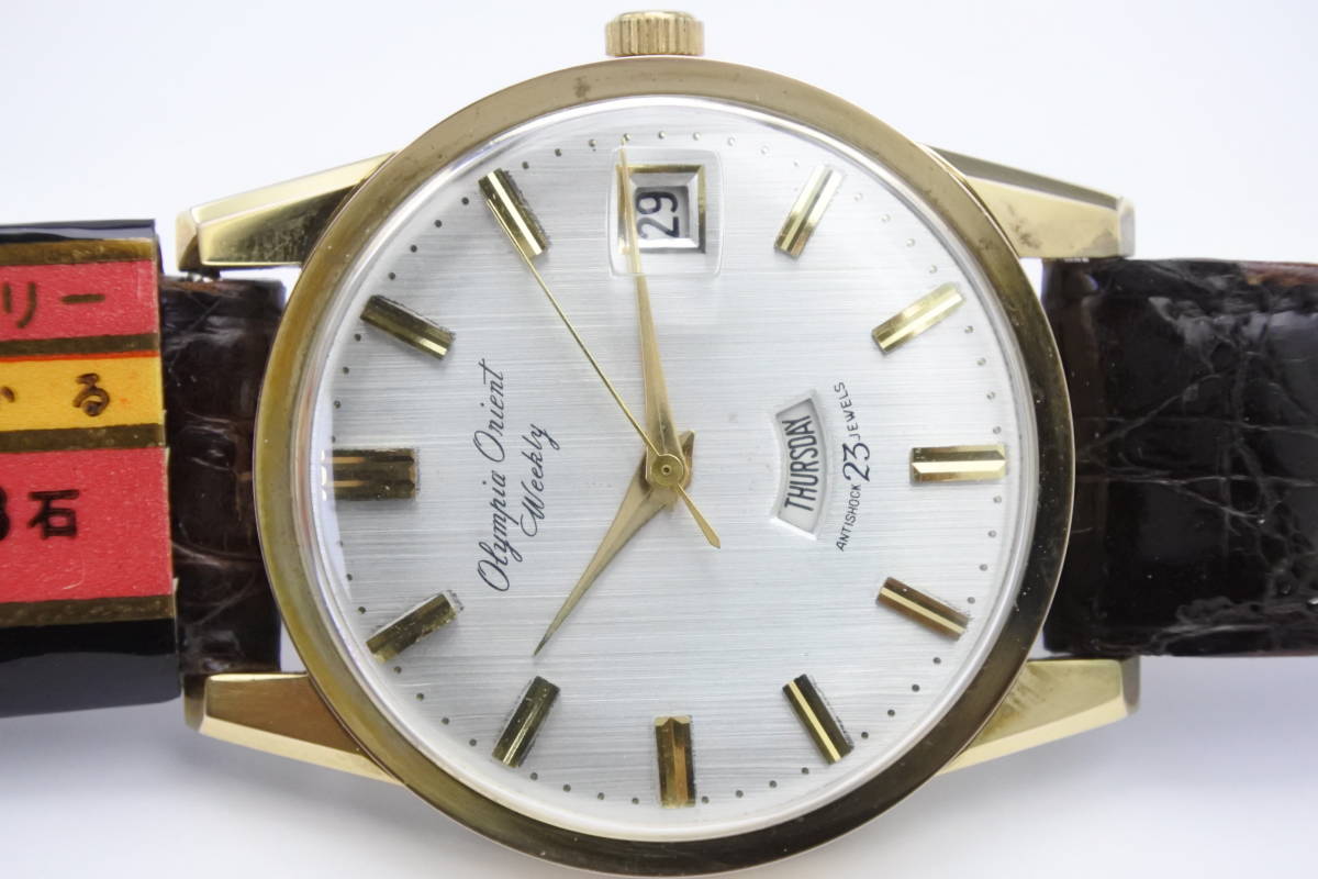 ☆☆☆王道のモデル　１９６０年代製　ORIENT OLYMPIA ORIENT WEEKLY ２３石　O.G．F.．A　手巻紳士腕時計　デッドストック品_画像2