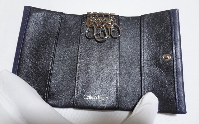 ■カルバンクライン キーケース ３つ折り レザー 紺 Calvin Klein■_画像3