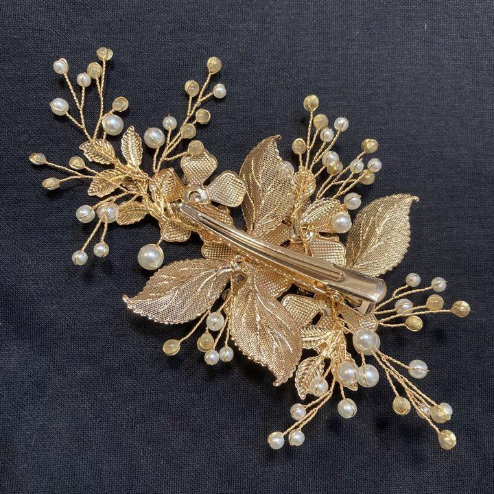 ブライダル 髪飾り ウェディング パール 結婚式 ヘアアクセサリー ヘアピン花柄 ゴールド ヘッドドレス クリップ付きの画像9
