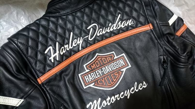 Harley Davidson・新品・ レディース・ミスエンス-ジアスト・トリプル ベント システム・レザージャケット(S) 98134-17VW ブラック_画像6