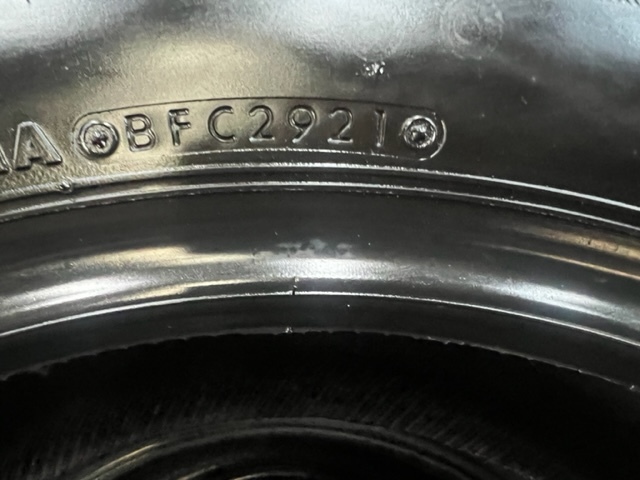 205/65R16 BRIDGESTONE NEXTRY 　2021年製　4本　22,000円　京都から