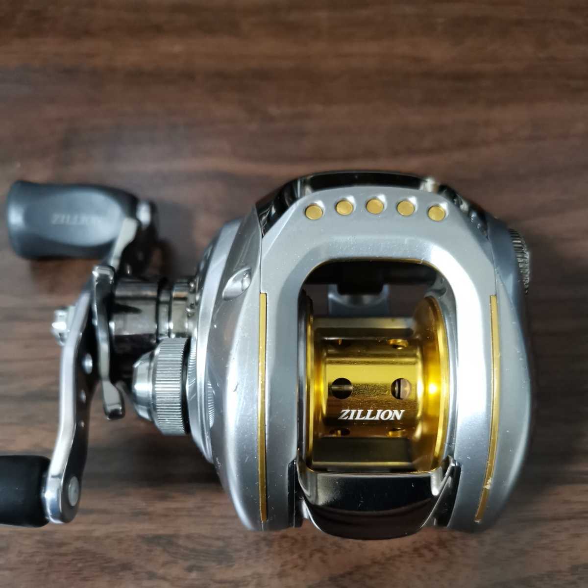 Yahoo!オークション - ダイワDAIWA zillionジリオン 100hl 6.3 Yahoo!オークション - ダイワDAIWA zillionジリオン 100hl 6.3