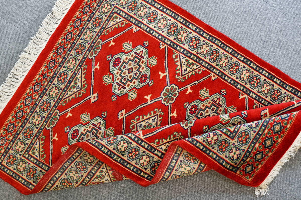 高品質 パキスタン手織り絨毯 ウールsize 120×78cm アクセントラグ
