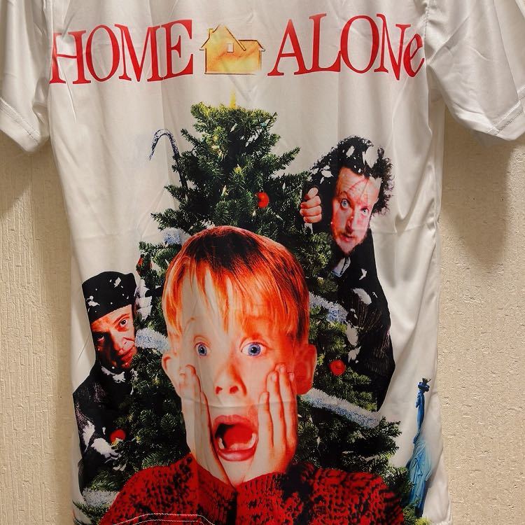 新品 ホワイト ホームアローン マコーレーカルキン Tシャツ ユニ 新品 ホワイト ホームアローン マコーレーカルキン Tシャツ ユニ
