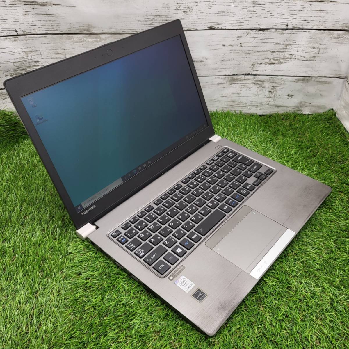 【訳ありオススメ品☆dynabook】4GB/SSD128GB/13.3inch/Core i5/第5世代/Win10Pro/無線LAN☆TOSHIBA DynaBook R63/Y【No1675】_画像1