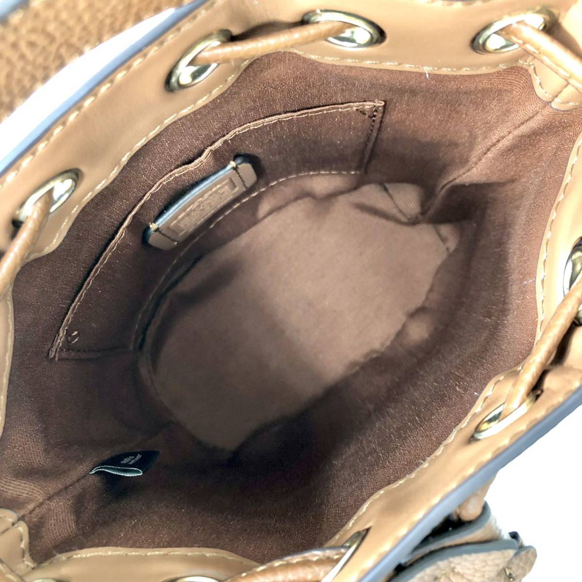 COACH バケットバッグ ハンドバッグ ショルダー 丸ロゴ レインボー
