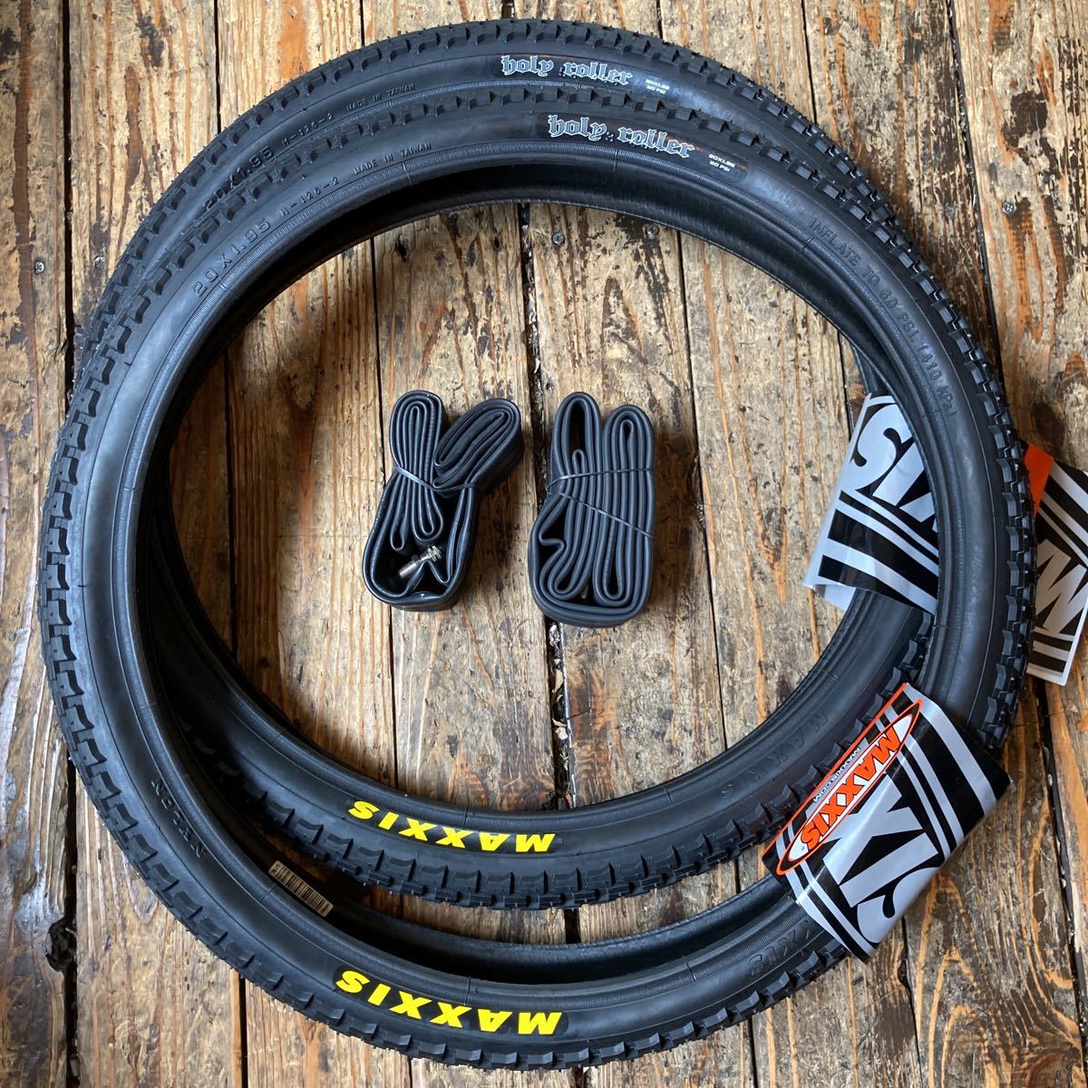 大特価!! 【新品未使用】MAXXIS _同サイズチューブ2本セット ホーリーローラー_20×1.95 20インチ 大特価!! 【新品未使用】MAXXIS _同サイズチューブ2本セット ホーリーローラー_20×1.95 20インチ