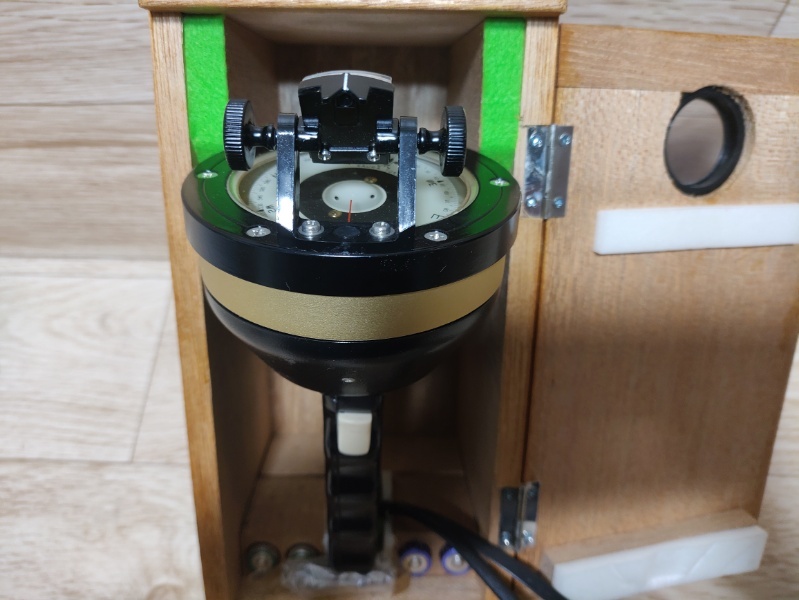 若者に人気のブランド 未使用 ハンドベアリング 航海計器 HB-65G ハンドコンパス SAURA コンパス