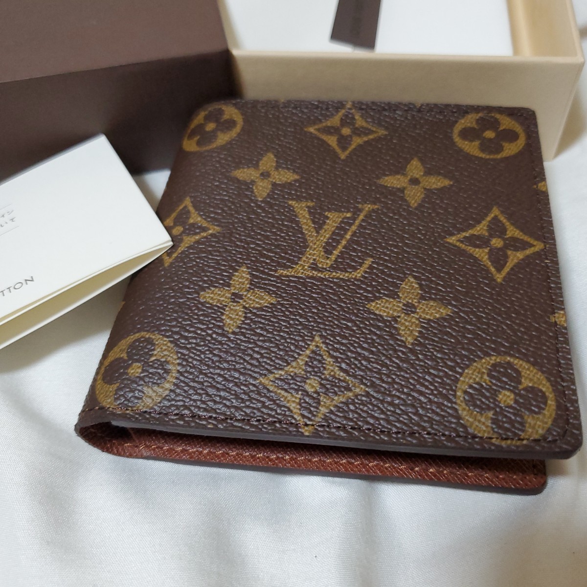 LOUISVUITTON ルイヴィトン モノグラム マルコ二つ折り財布 折り財布