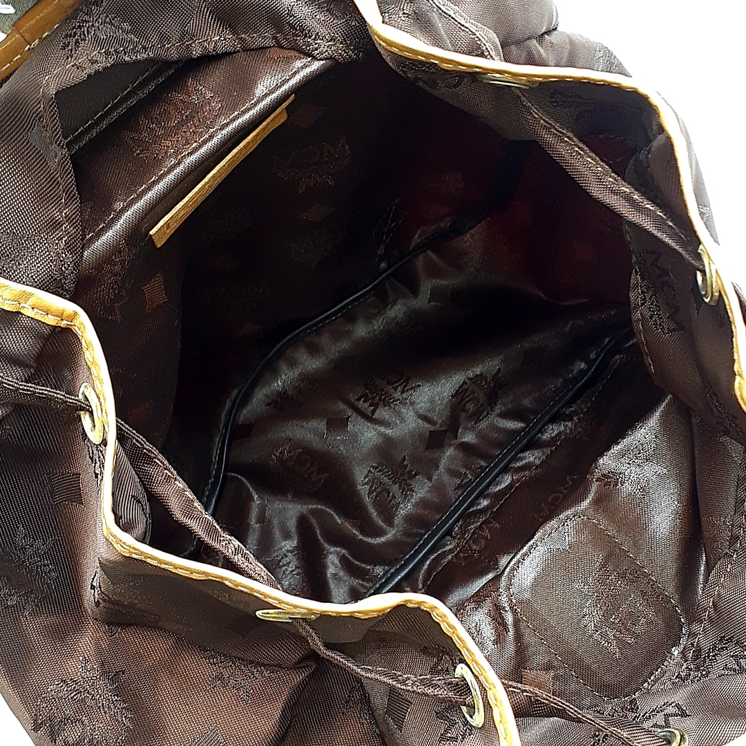 送料無料 エムシーエム MCM リュックサック バックパック バッグ 鞄 C5568 ヴィセトス柄 巾着 茶系 ベージュ系_画像9
