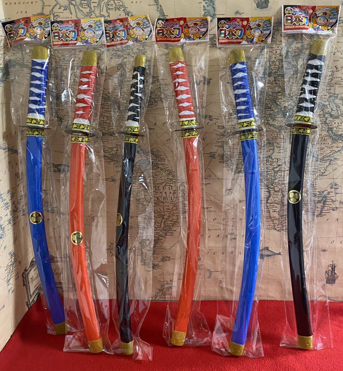 小物玩具！徳川の剣！葵の紋デザインの華麗な刃捌き「家康日本刀」３色各２本合計６本セット_画像1