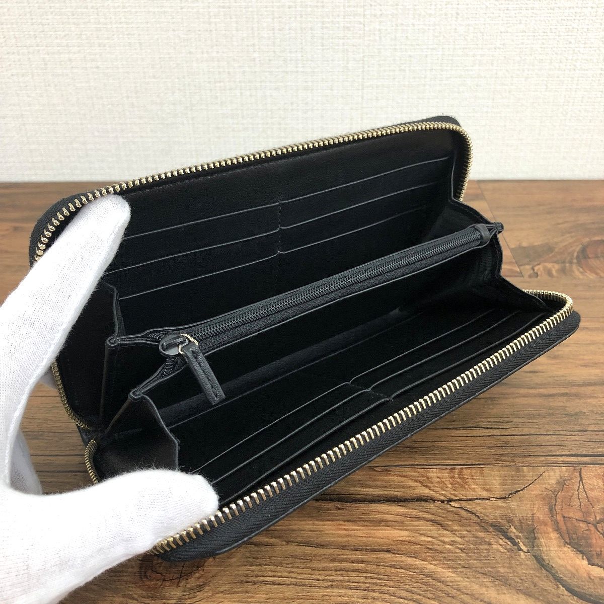 ☆送料無料☆ 極美品 GUCCI ジップウォレット 449391 ブラック