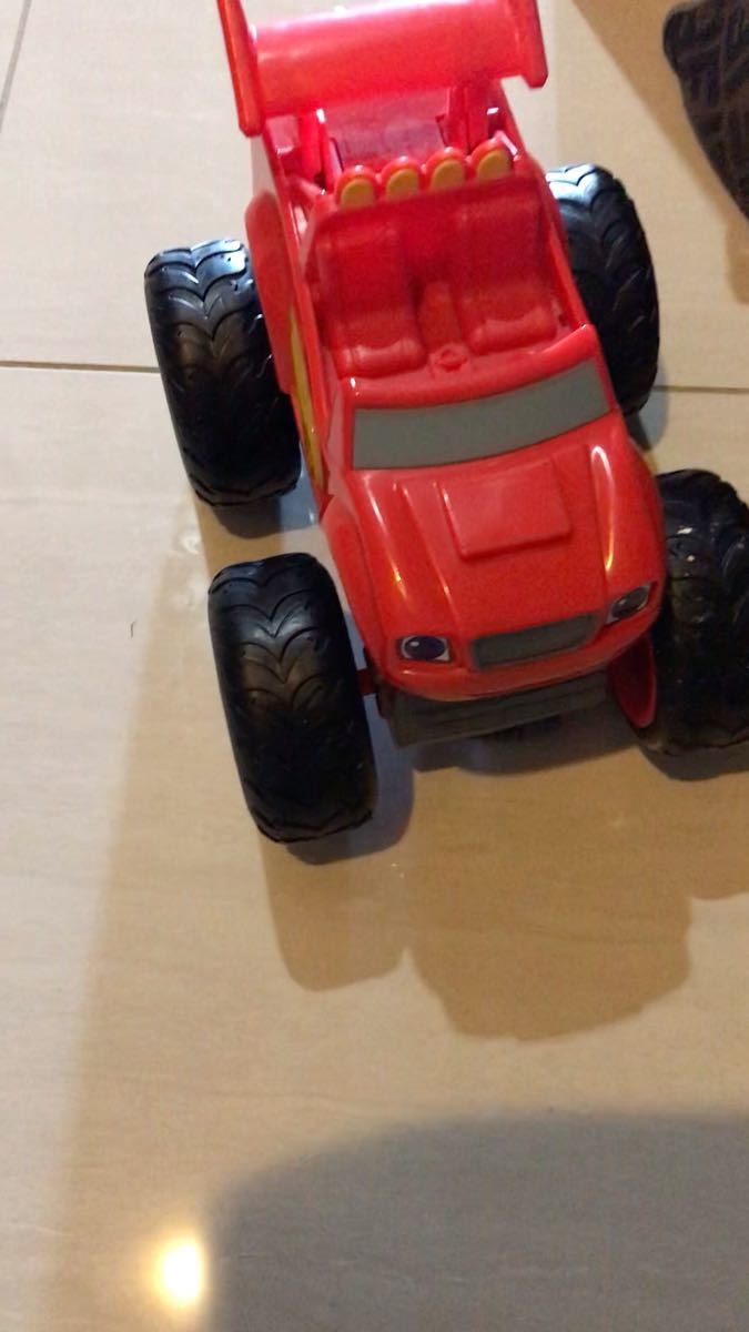 めちゃくちゃカッコいい サウンドと共に 動く 光る 走る アメリカ