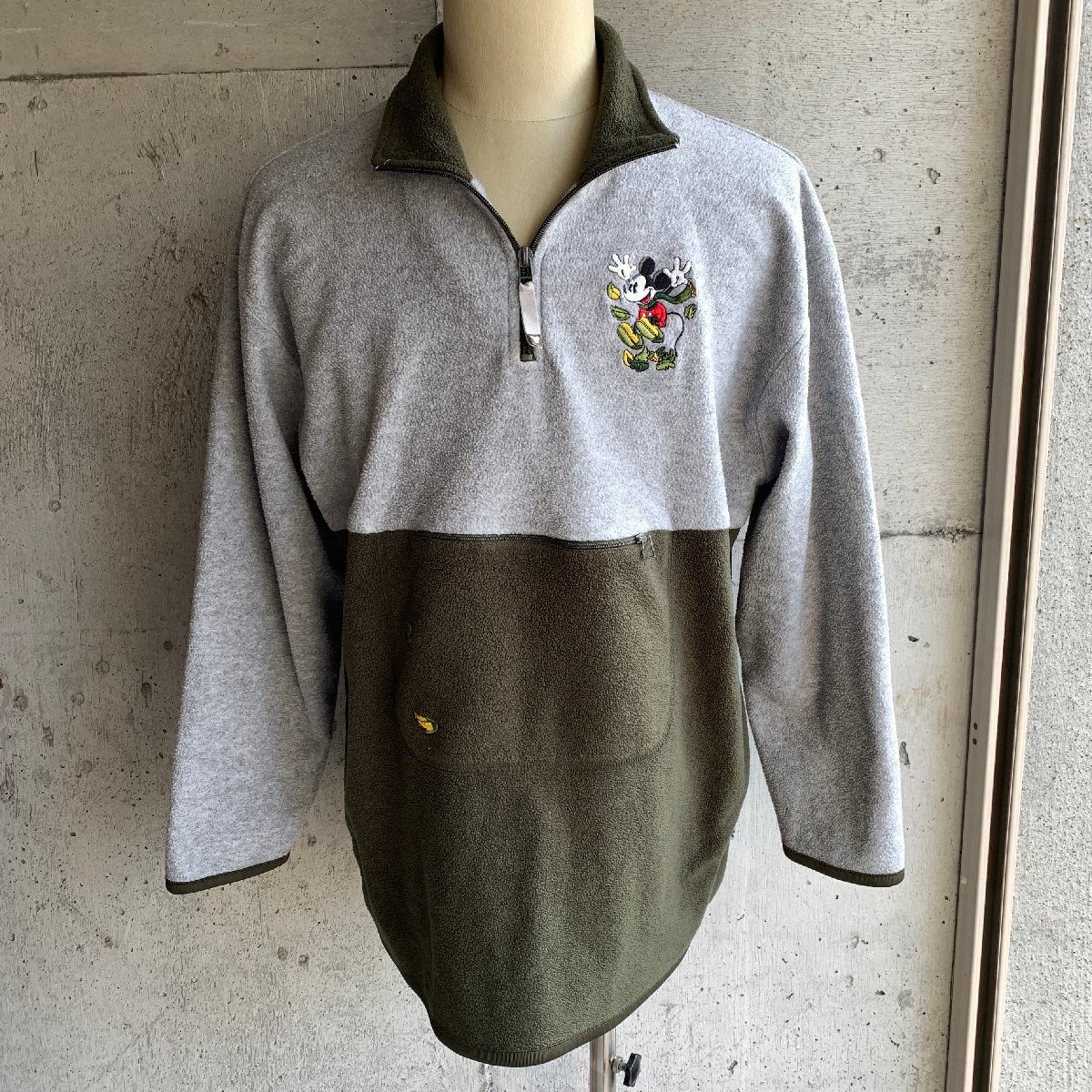 アメリカ古着 ミッキーマウス ハーフジップ プルオーバー フリース ツートン L size U.S Used Clothing Disney Mickey Pullover Fleece