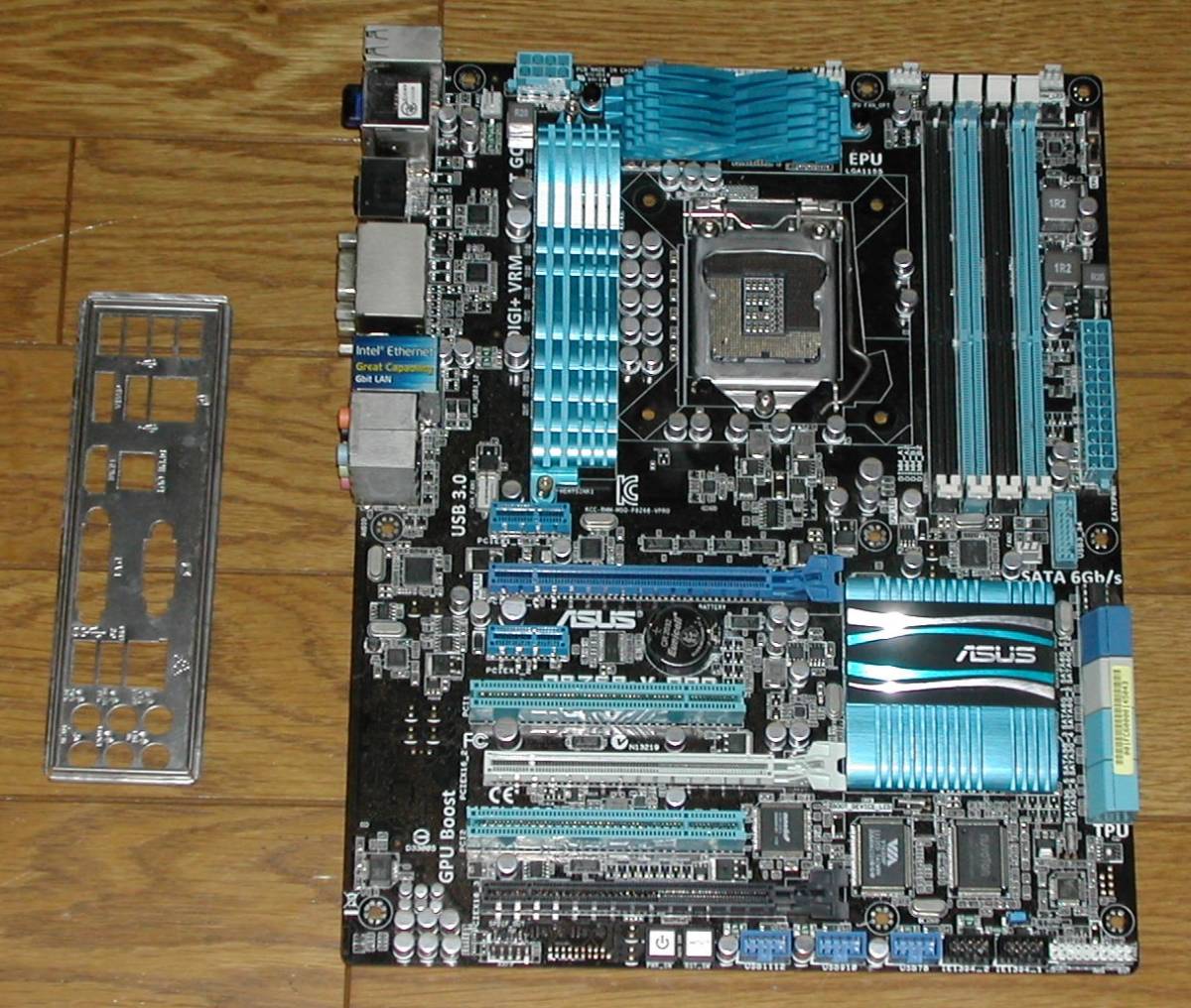 ジャンクマザボ　ASUS　P8Z68-V PRO　LGA1155